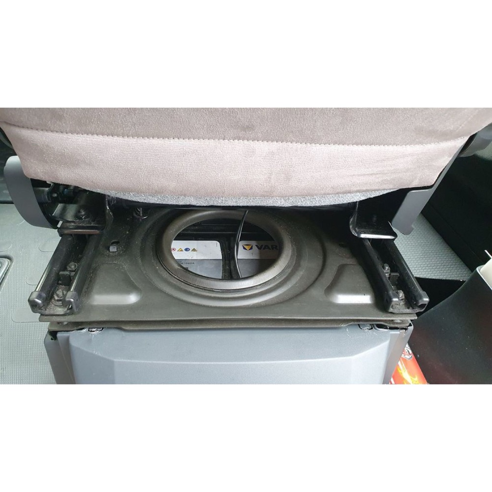 Citroën Jumper / Fiat Ducato Döner Koltuk Tabanı Kapak Plakası görsel 3