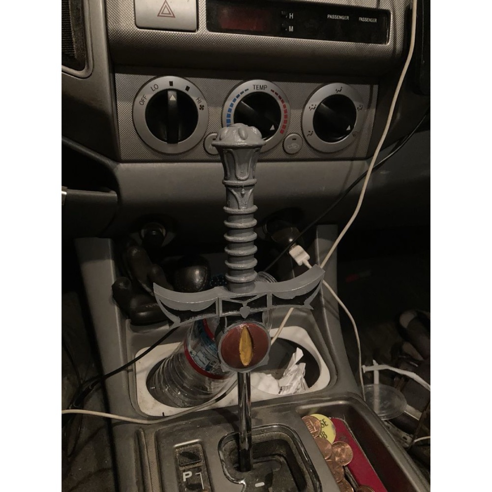 Toyota Tacoma Kılıç Desenli Vites Topuzu