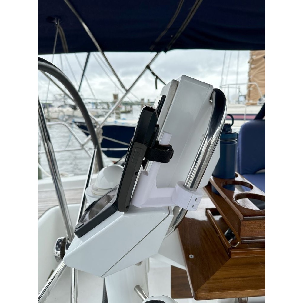 Beneteau 37 Dumen Konsolu Icin Telsiz Ahize Tutucusu