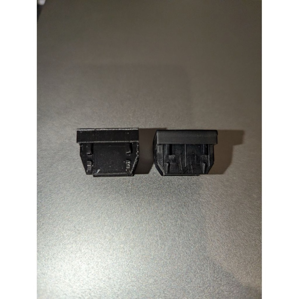 VW Golf V Orta Konsol Kapak USB görsel 4