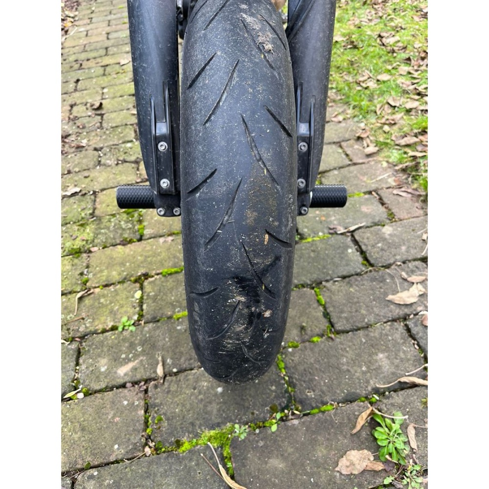 KTM 690 SMC R Ön Dingil Koruması görsel 4