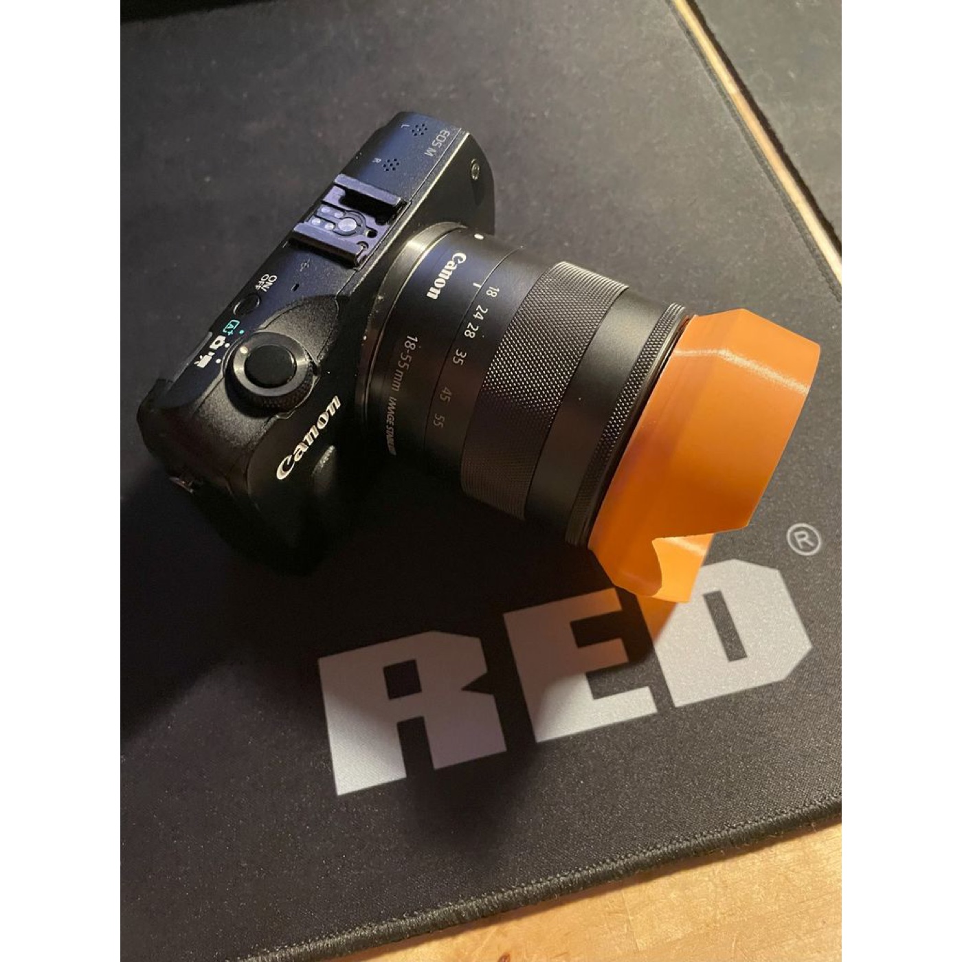 Canon EOS M 18-55mm Lens için Parasoley