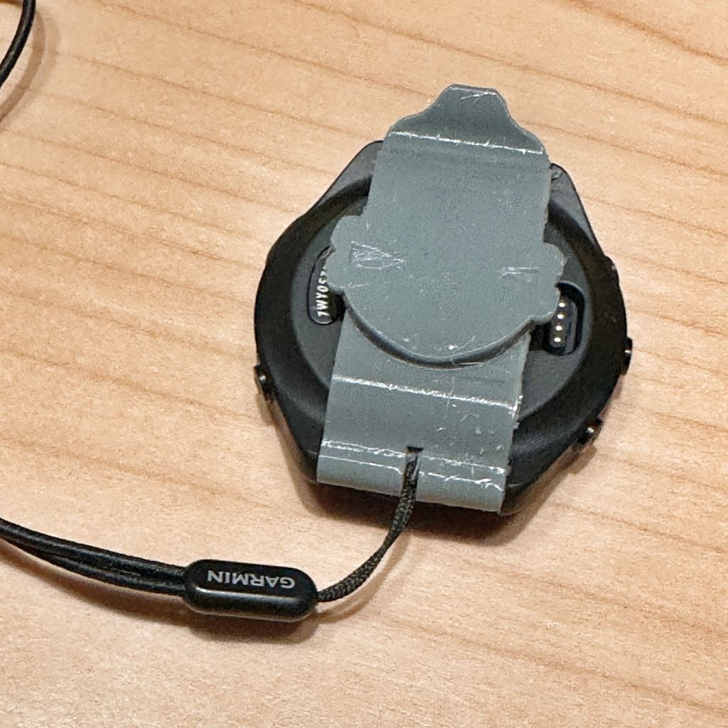 Bisiklet Garmin Forerunner 965 Çeyrek Dönüşlü Tutucu