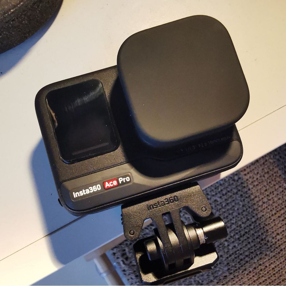 Insta360 Ace Pro Lens Kapağı görsel 1