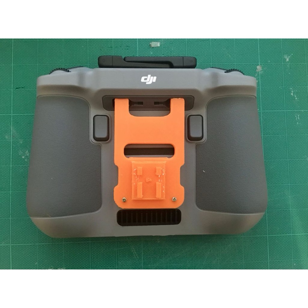 Bisiklet DJI RC2 Kumanda Tutucusu (Taban + Kilit Parçası) görsel 2