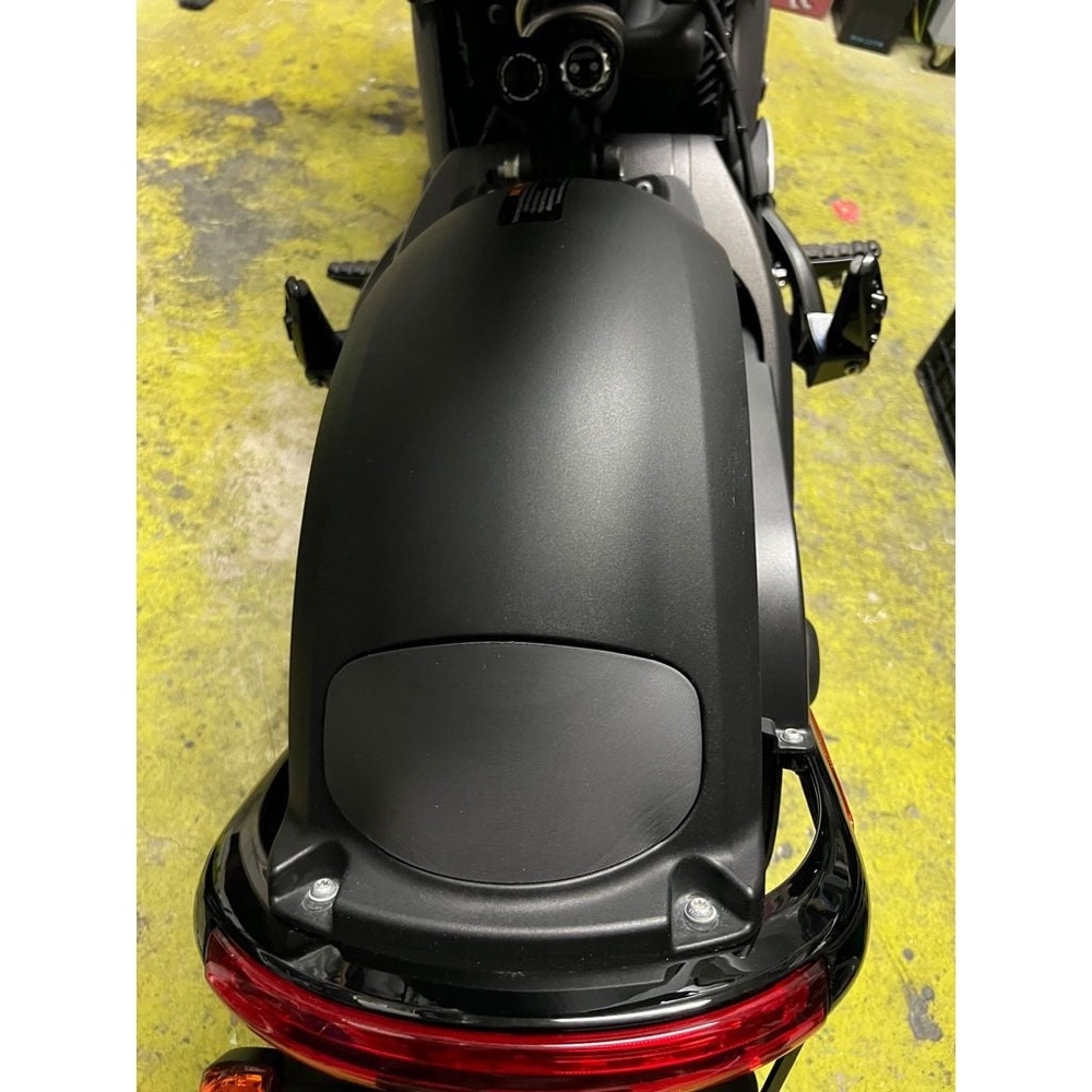 Harley Davidson LiveWire Arka Çamurluk Modifikasyonu görsel 3