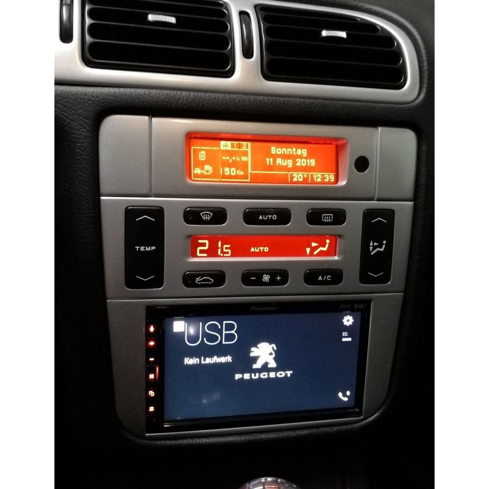 Peugeot 406 Radyo / Teyp Çerçevesi görsel 2