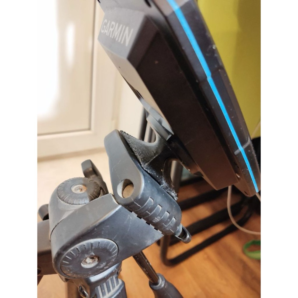 Garmin Striker 4 Balık Bulucu Tripod Bağlantısı görsel 4