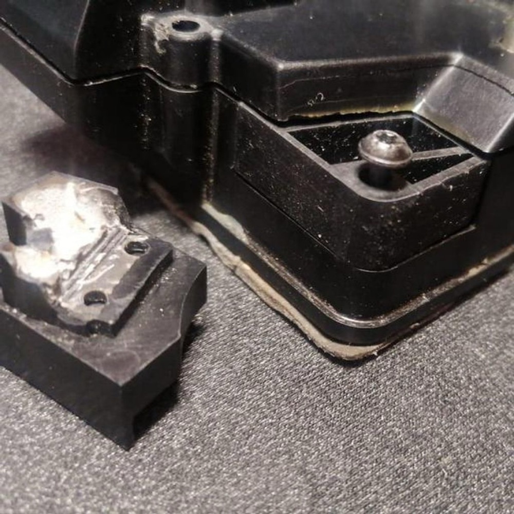 Ford Fusion Kapı Kilit Mandalı görsel 2