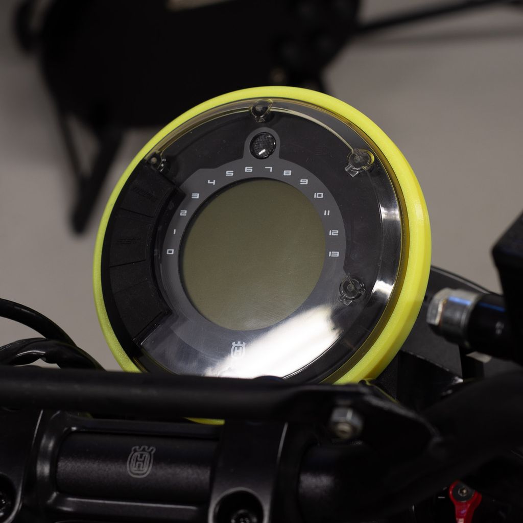 Husqvarna Svartpilen 401 Kaporta Parçaları görsel 3