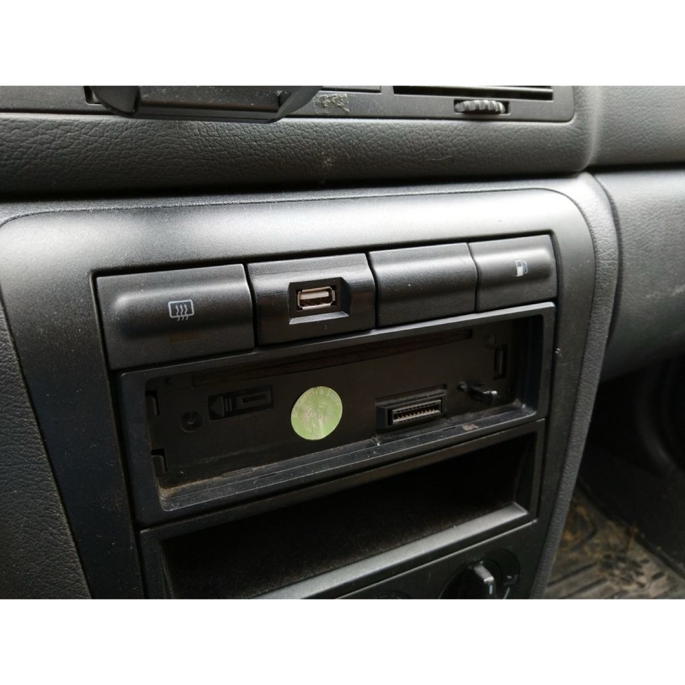 Škoda Octavia USB charger for Octavia