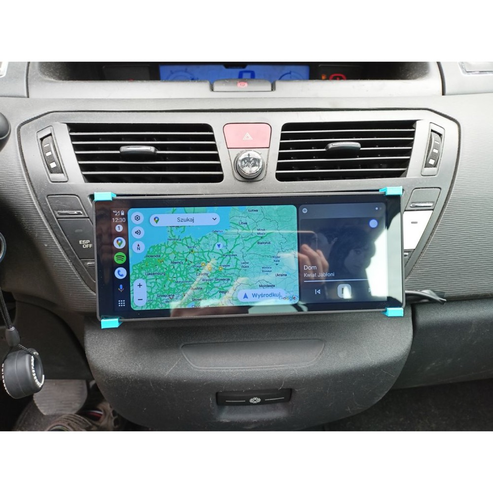 Citroën C4 Picasso Multimedya Ekran Askısı