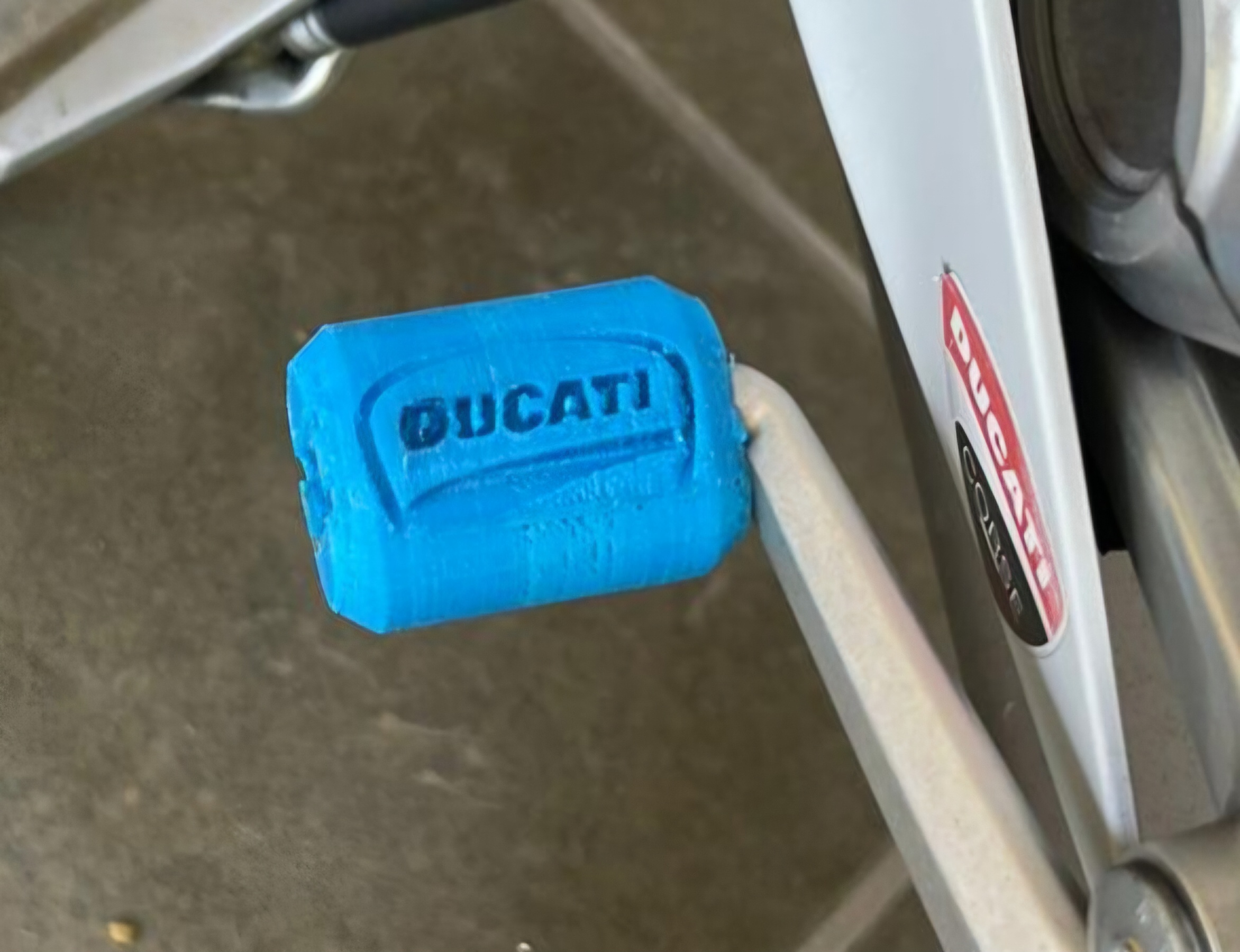 Ducati Panigale V2/V4 Vites Kolu Kapağı