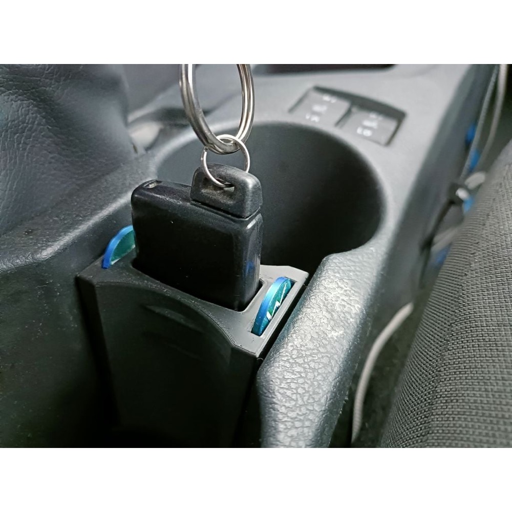 Toyota Auris Anahtar ve Bozuk Para Gözü görsel 2
