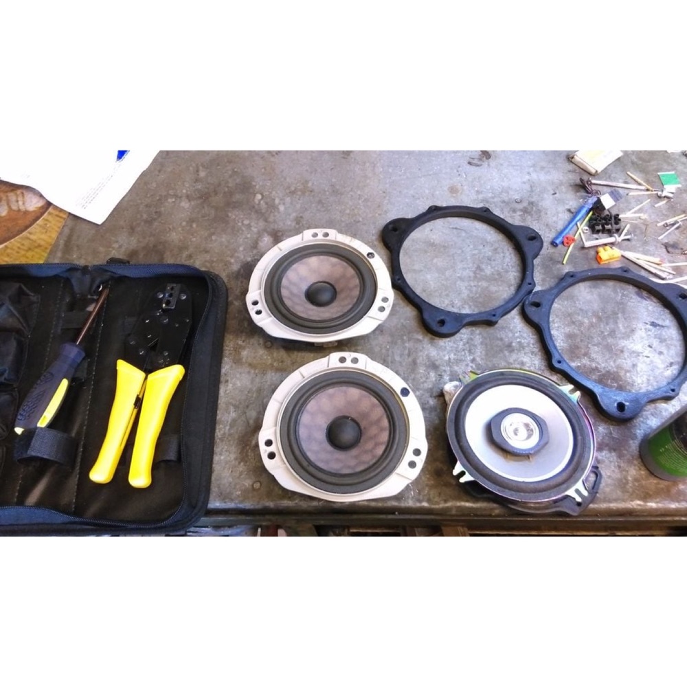 Subaru Impreza Ön Hoparlör Adaptörü (2003) görsel 3
