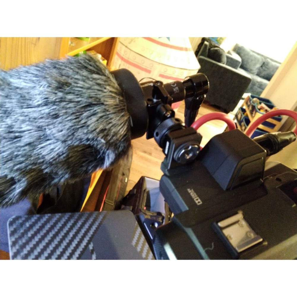 Panasonic AG-UX180/AG-UX90/HC-X2 için Mikrofon Yükseltici görsel 4
