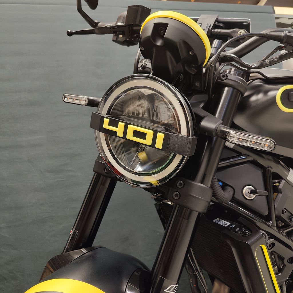 Husqvarna Svartpilen 401 Far Süsü görsel 3
