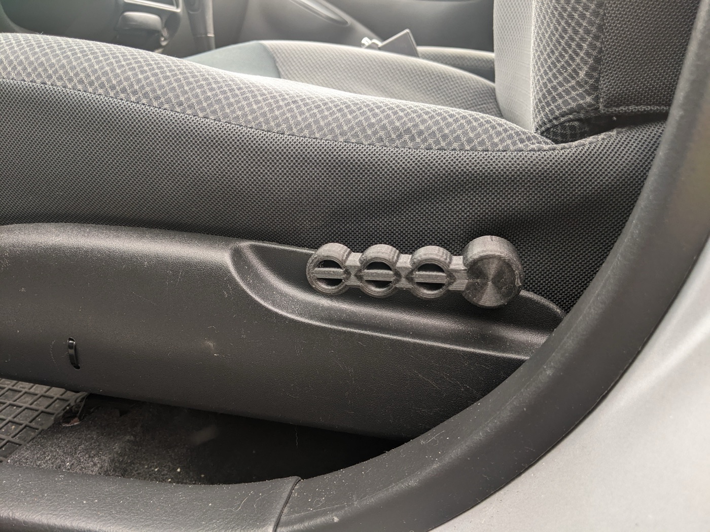 Koltuk Kaldırma Kolu (Toyota Yaris P1) görsel 2