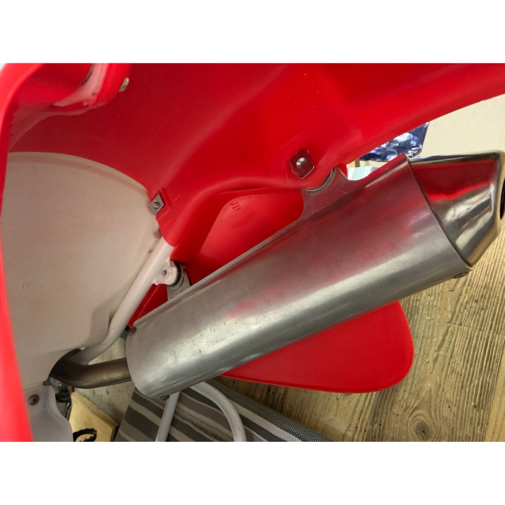 Honda CR250 (1992-96) FMF TurbineCore Susturucu Montaj Lastiği görsel 3
