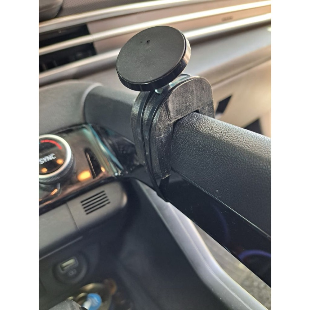 Hyundai Elantra Hybrid Orta Çubuk Telefon Tutucusu