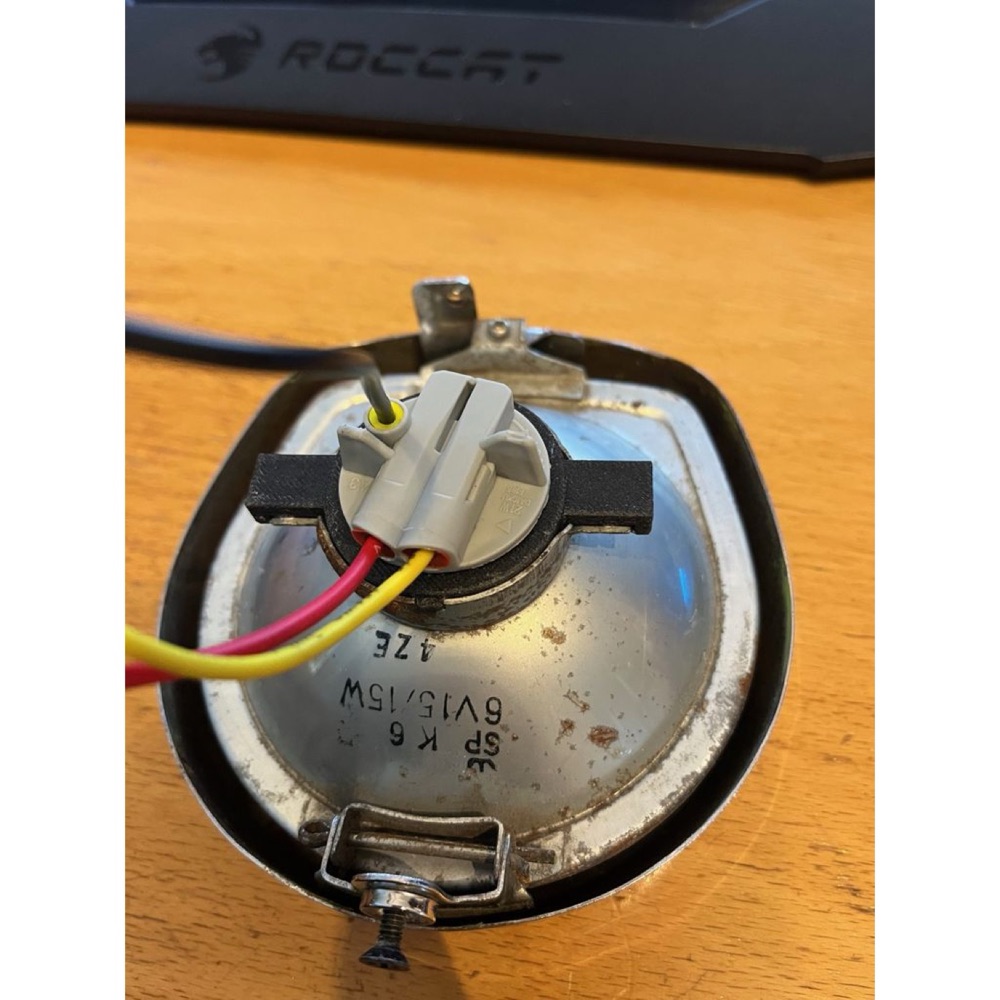 Suzuki K50 Far Ampul Adaptörü görsel 3