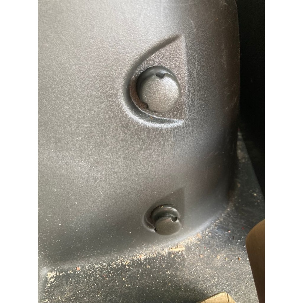 Nissan Xterra bagaj ağı tutturma halkası görsel 4