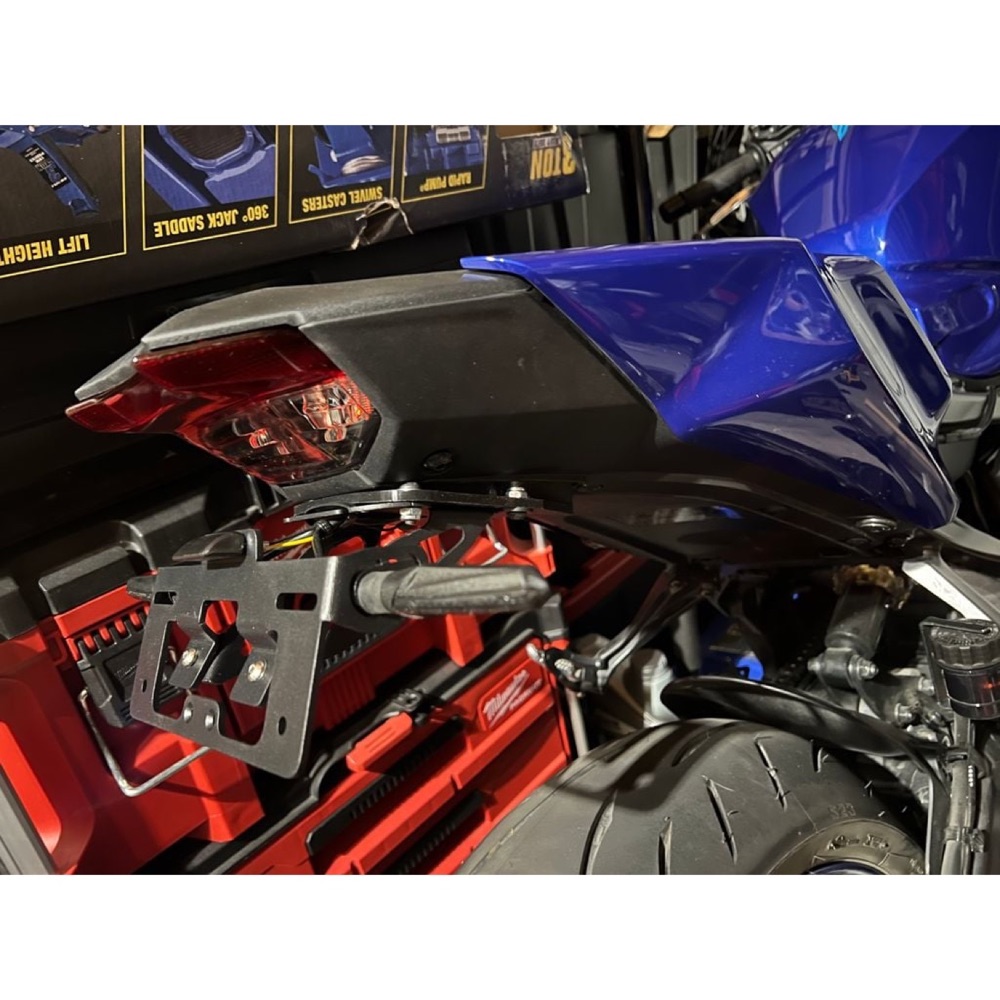 Yamaha MT-09 Gen3→Gen4 Arka Çamurluk Braketi