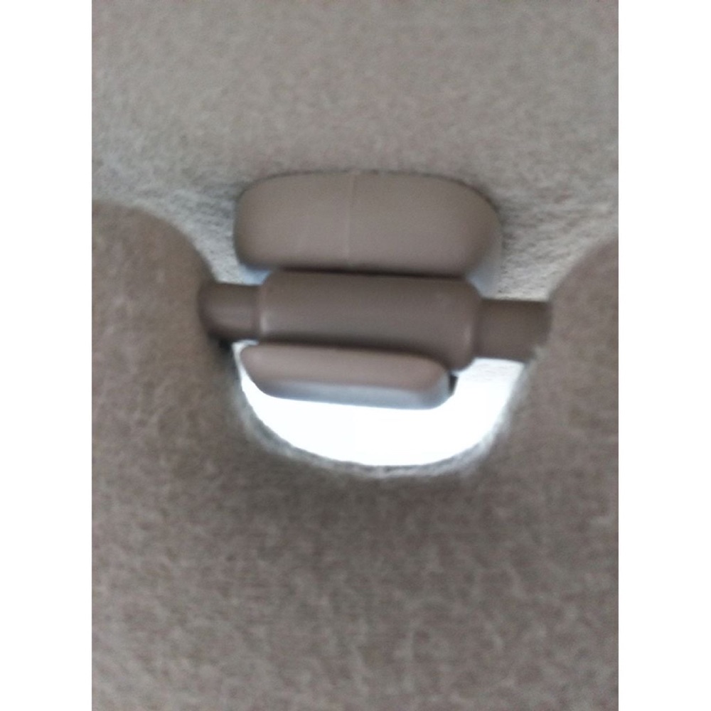 Honda Civic güneş perdesi klipsi