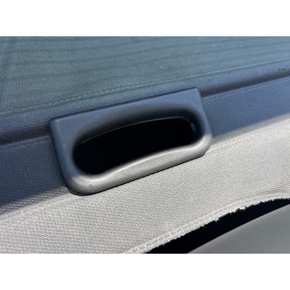 Arka Cam Güneşlik Perdesi Çekme Kolu (BMW E39 Uyumlu)