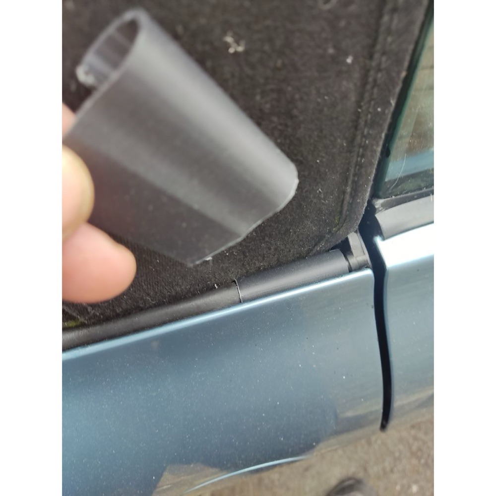 Yumuşak Tavan Kapak Başlığı (BMW Z3 Uyumlu) görsel 2