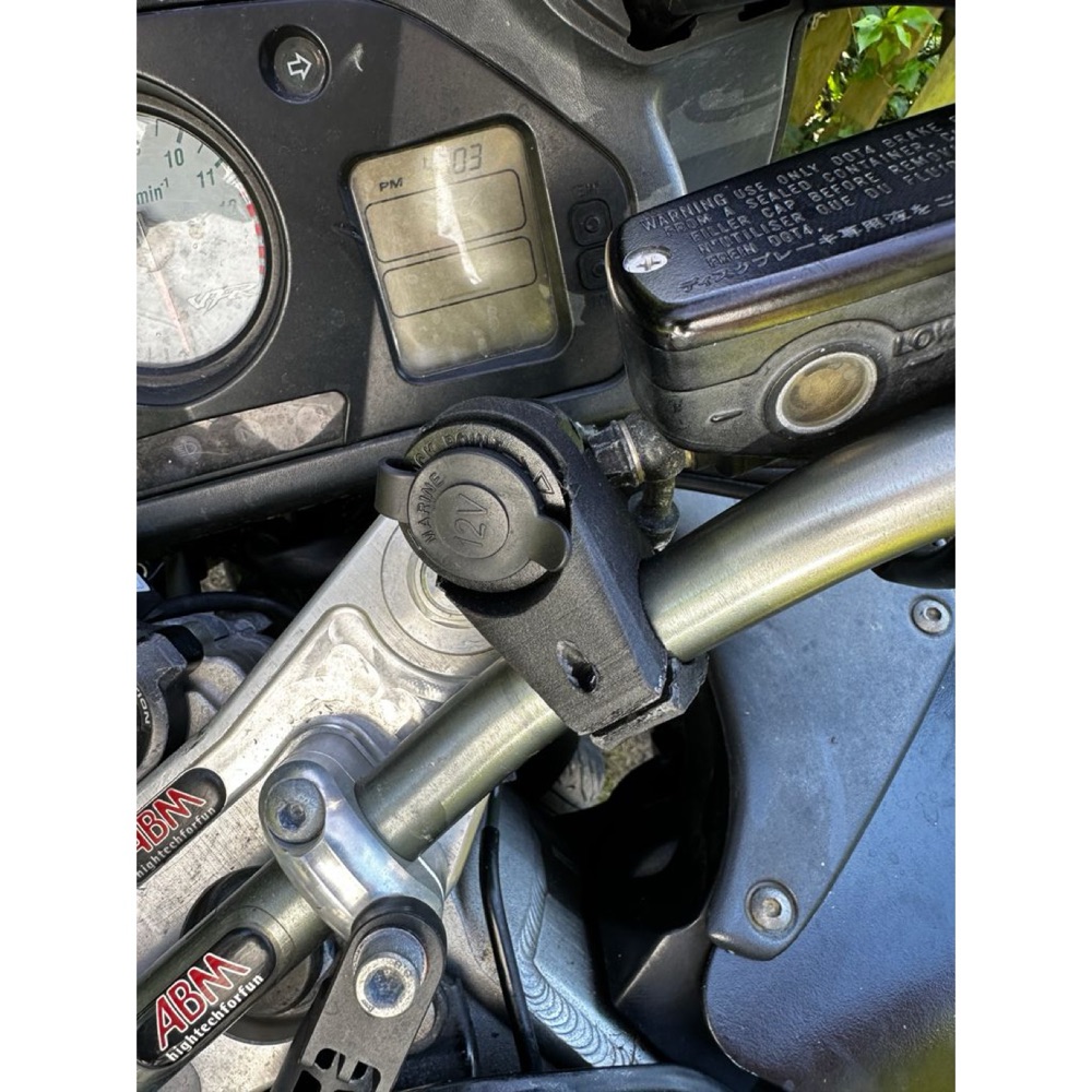 Motorcycle handlebar 12V cigarette adapter mount görsel 2