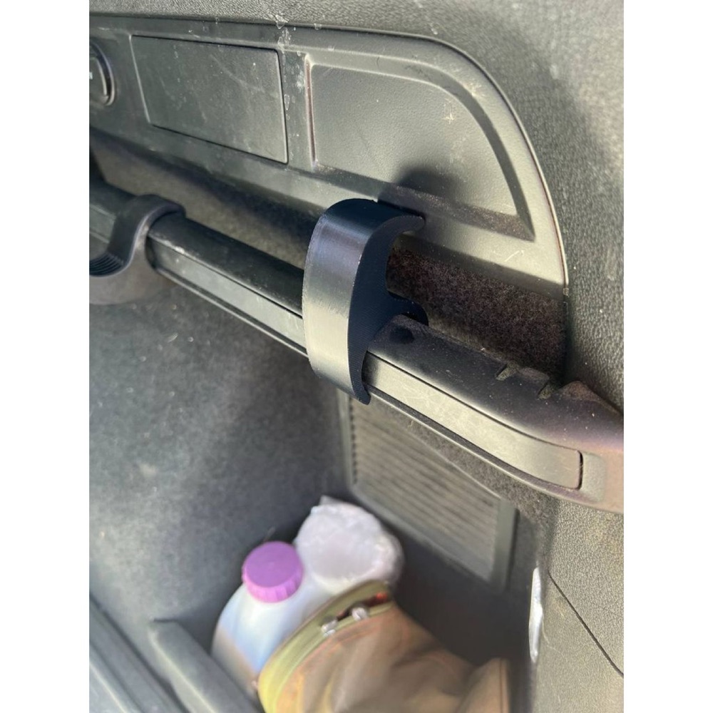 Škoda Kodiaq Karoq Kodiaq trunk rail hook solid görsel 2