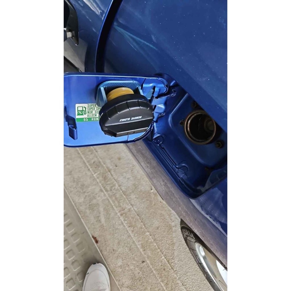 Honda Del Sol yakıt kapağı tutucusu görsel 3
