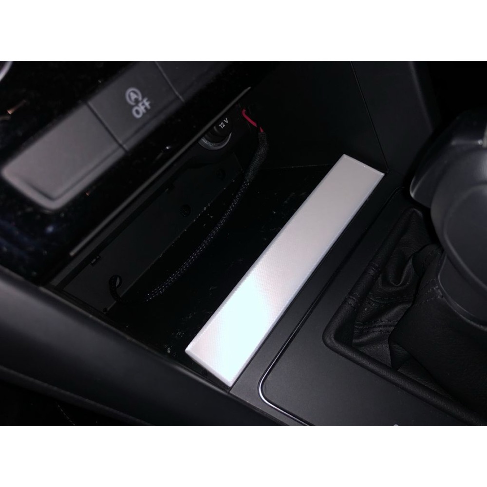 Volkswagen Touran İn-Bay İndüksiyon Şarj Pedi Açı Kiti