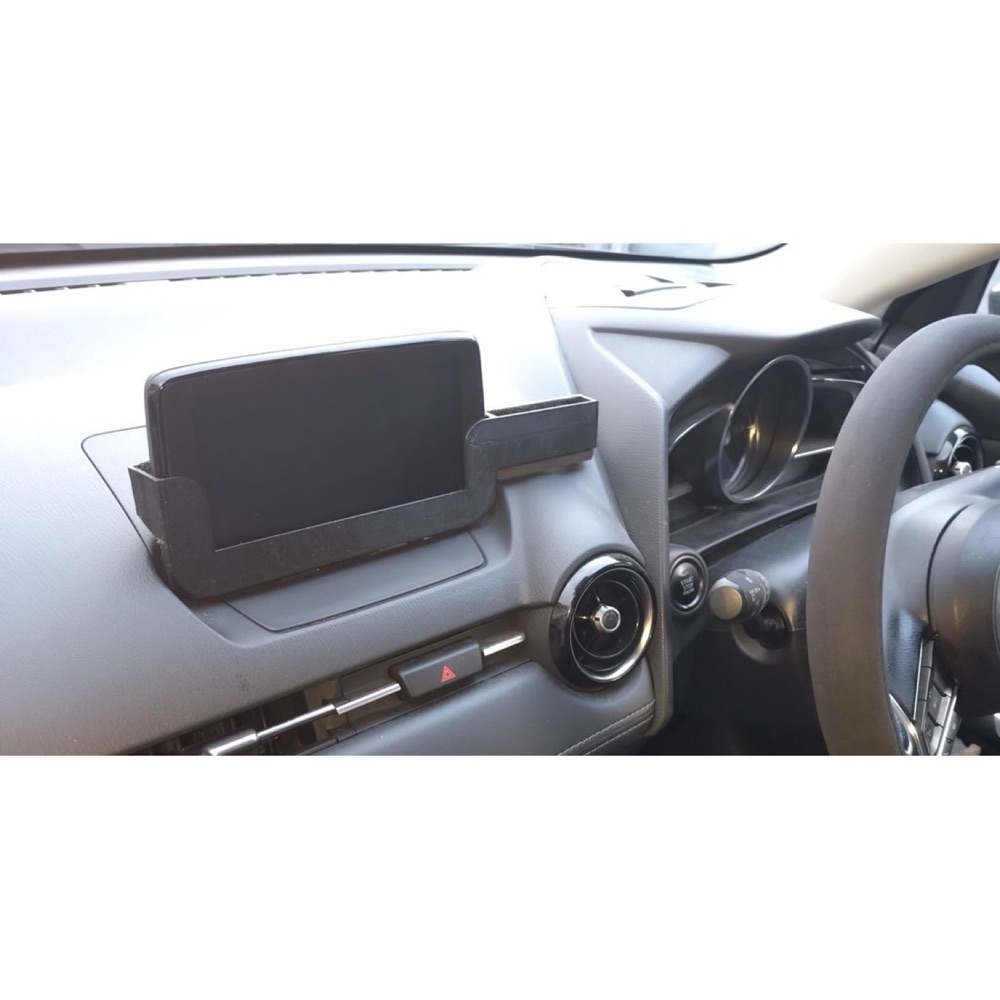 Mazda Sağ Direksiyon Ön Cam Telefon Tutucusu görsel 2
