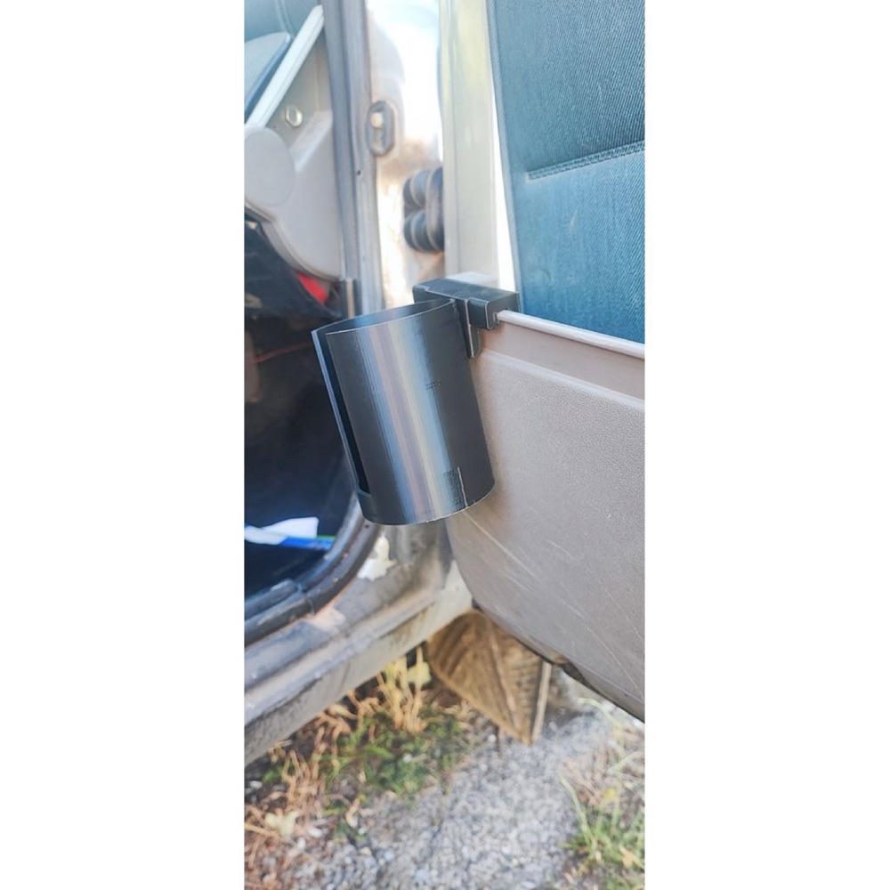 Fiat Panda Yolcu Tarafı Bardaklık görsel 2