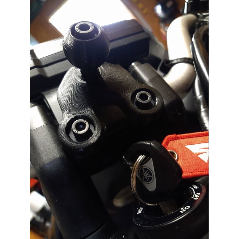Yamaha MT-07 Güçlendirilmiş 1 İnç Top Mont Aparatı görsel 2