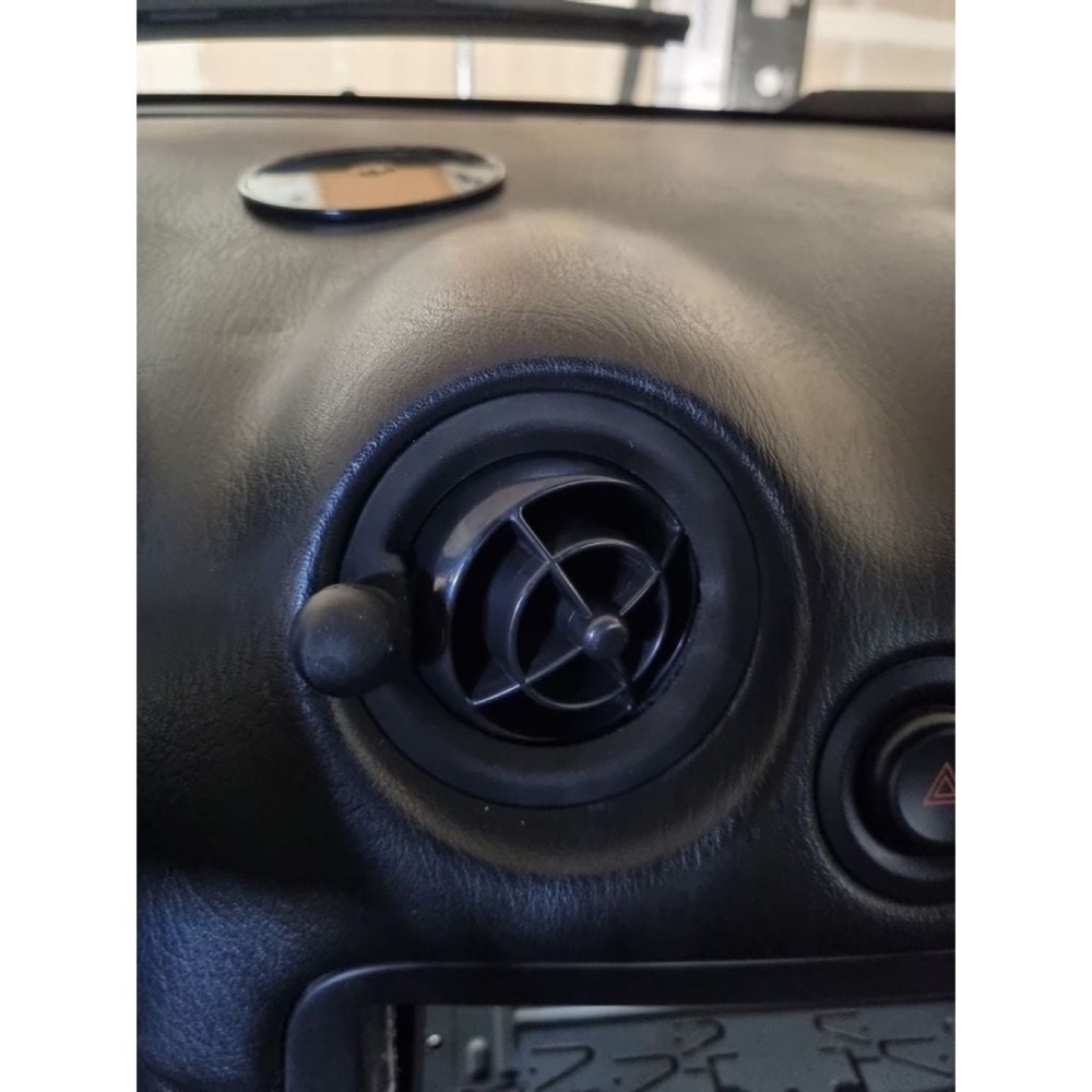 Mazda MX-5 Havalandırma Telefon Tutucu Adaptörü görsel 2