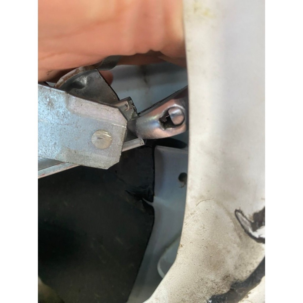 Subaru Legacy Cam Kayar Burcu (1995-1999) görsel 4