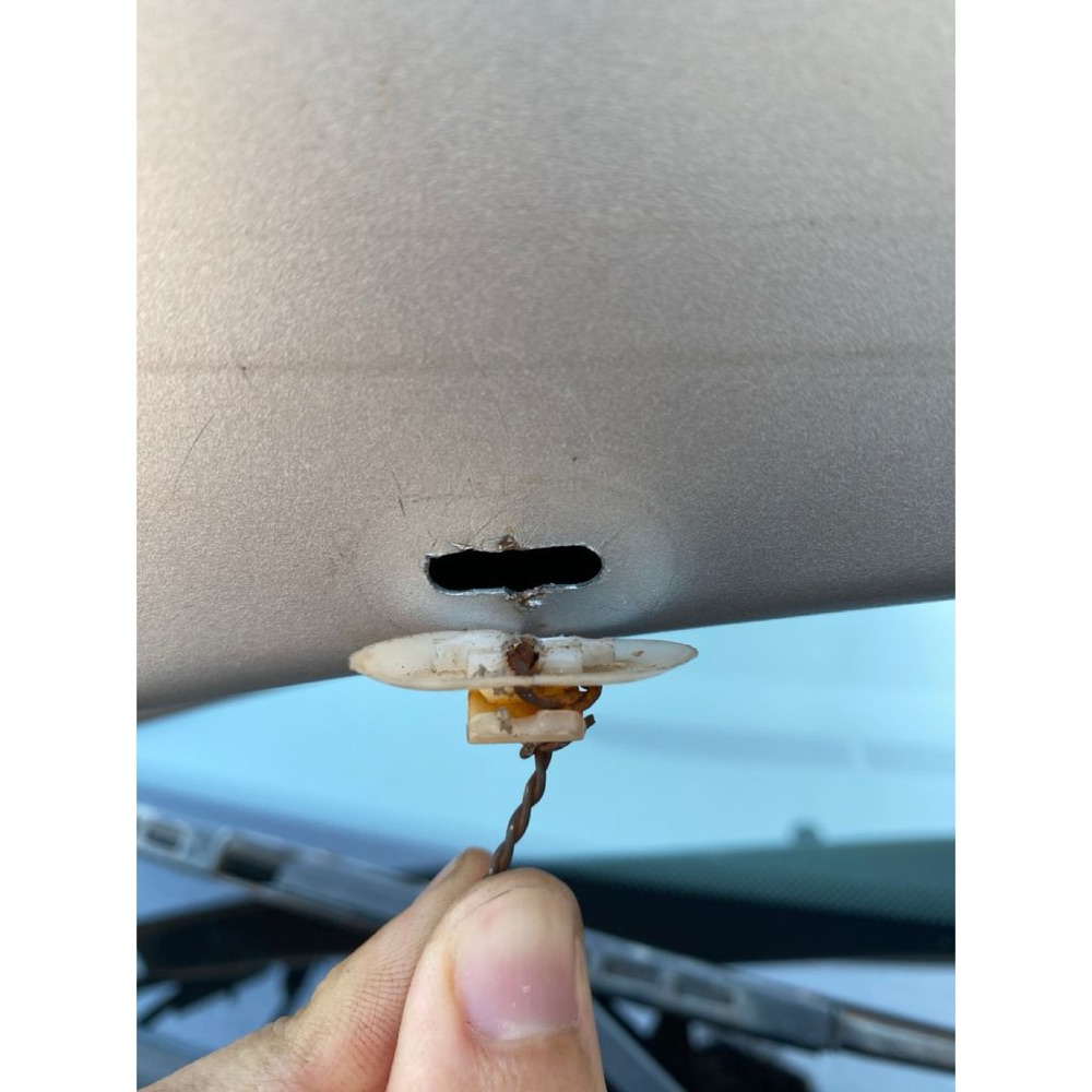 Citroën C3 Kaput Destek Klipsi görsel 3