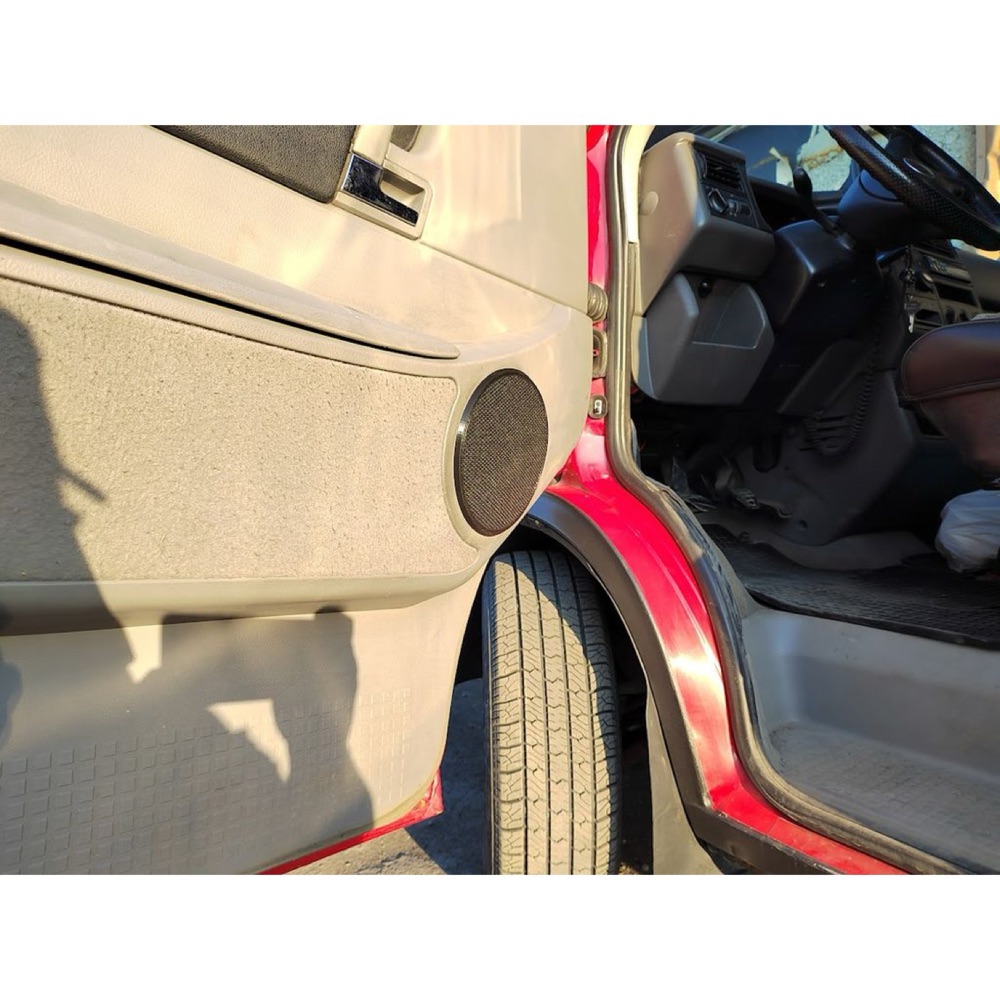 VW T4 Multivan Kapı Hoparlör Izgarası görsel 4