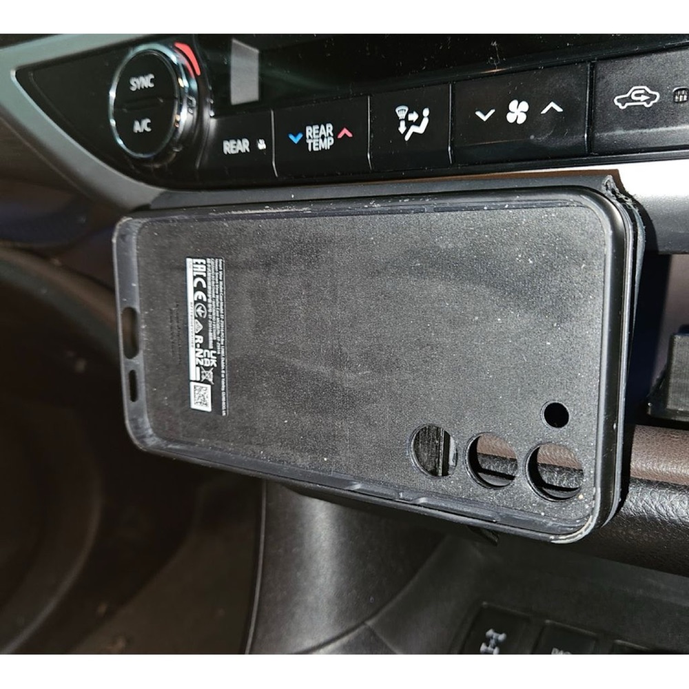 Toyota Kluger / Highlander Telefon Braketi görsel 2