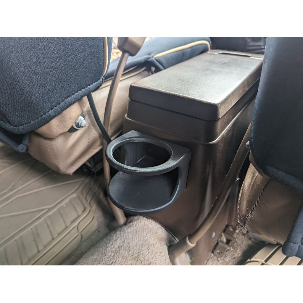 Isuzu Trooper Yanma Dolabı Yeri Bardaklık (1. Nesil) görsel 2