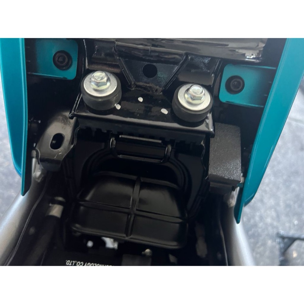 CFMoto 450MT Koltuk Grommeti