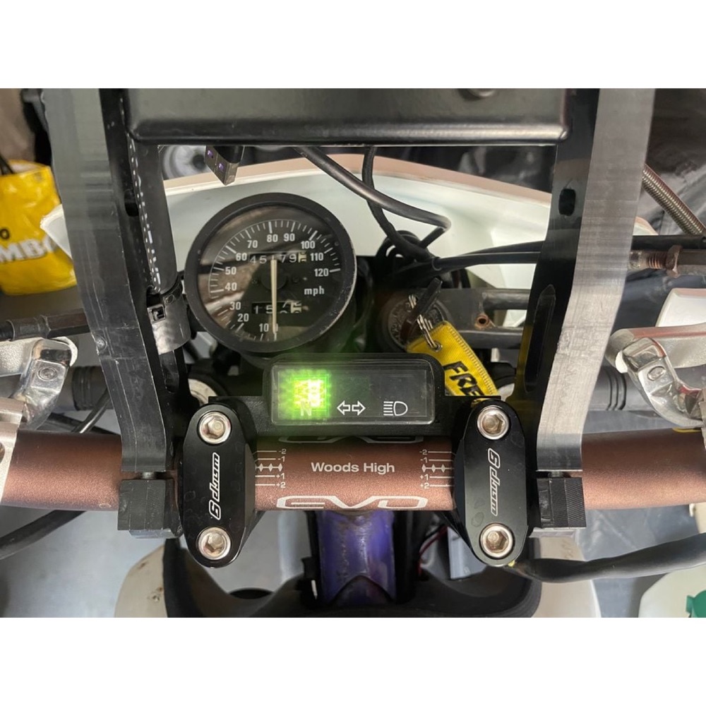 Suzuki DR650 Sinyal Taşıma Braketi