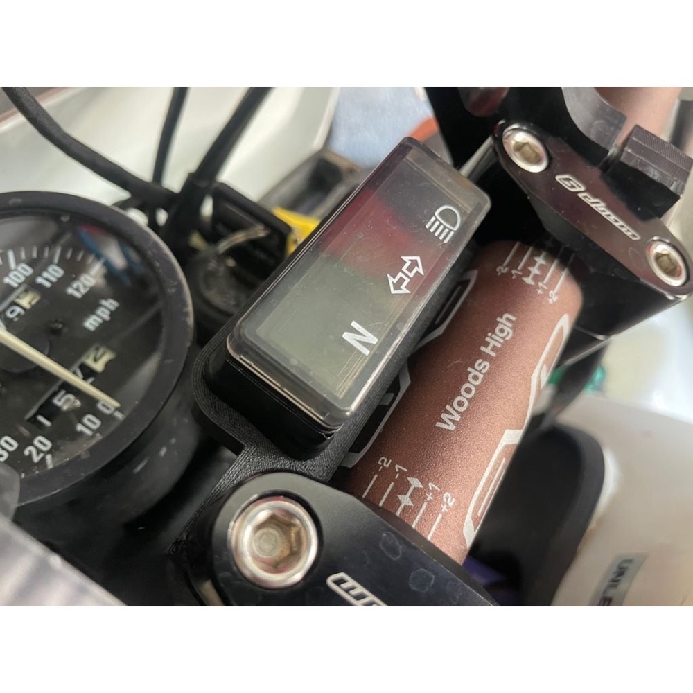 Suzuki DR650 Sinyal Taşıma Braketi görsel 4