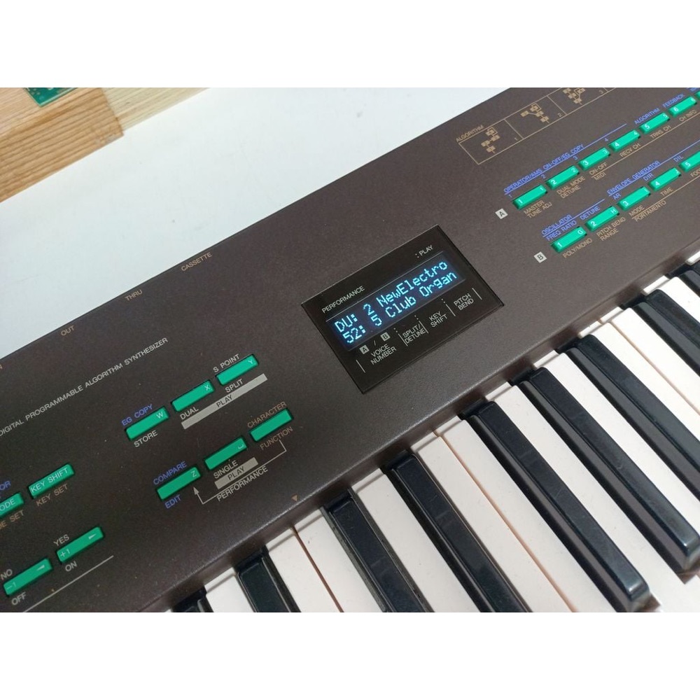 Yamaha DX21 OLED Ekran Adaptörü görsel 3