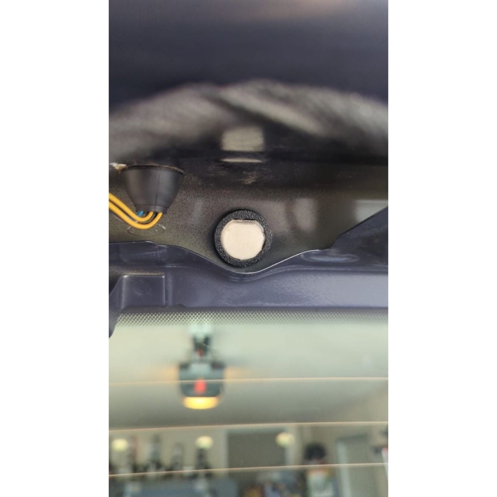 Ford Fiesta Mk7 (JA8) Arka Cam Sileceği İptal Tapası görsel 3