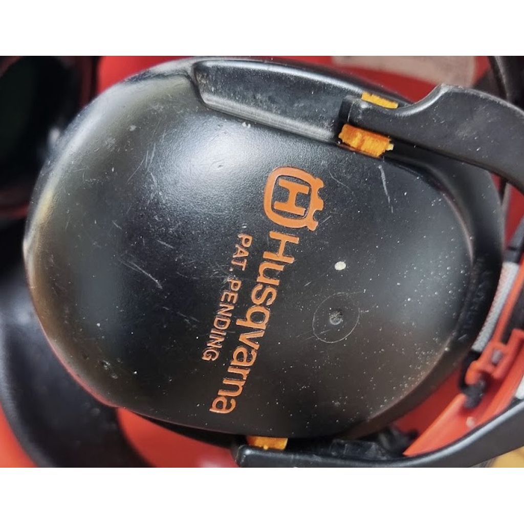 Husqvarna Kulaklık Klipsi