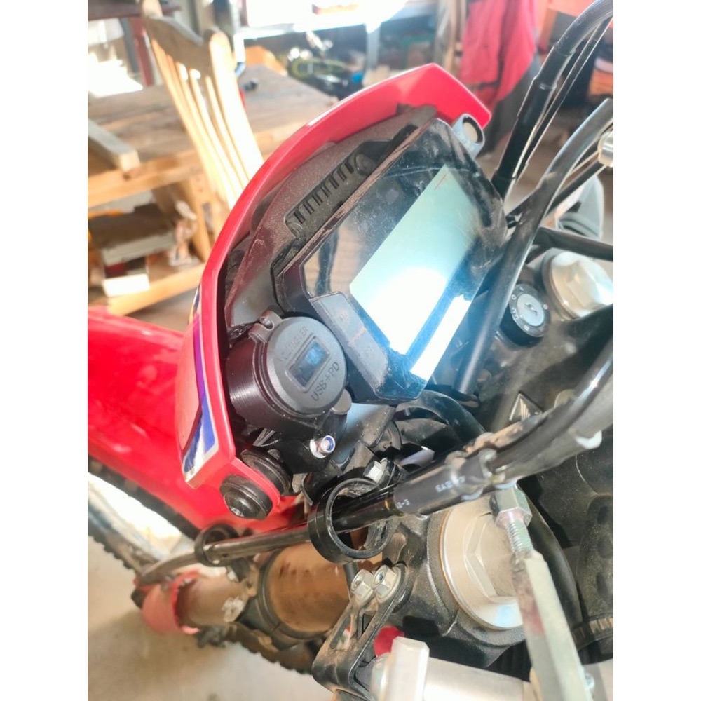 Honda CRF300L USB Şarj Konsolu Tutucusu görsel 2